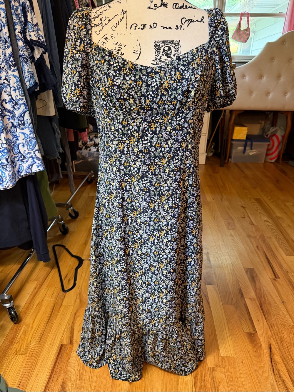 Floral Puff-Sleeve Maxi Dress in Navy and Yellow